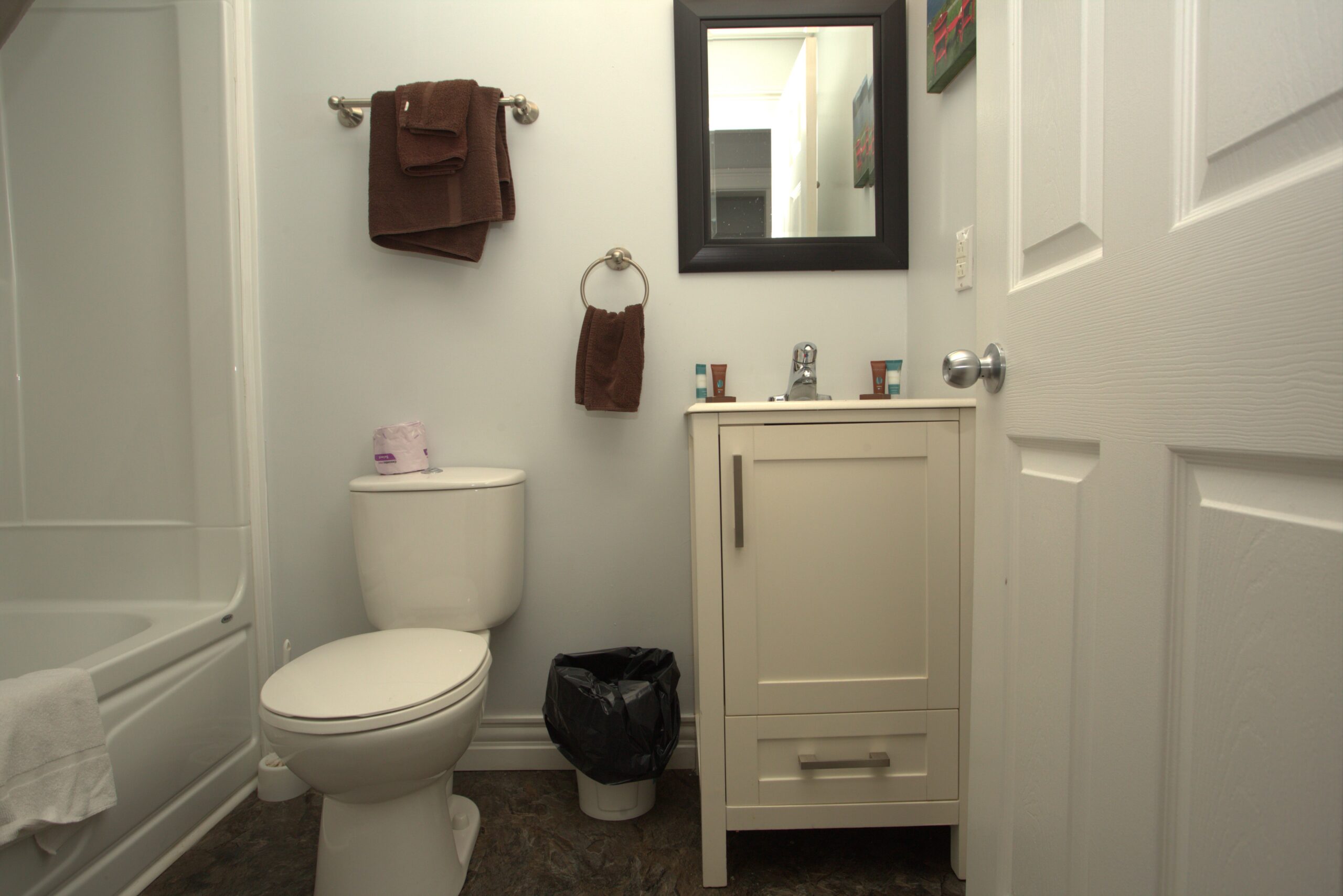 Super Studio Bathroom